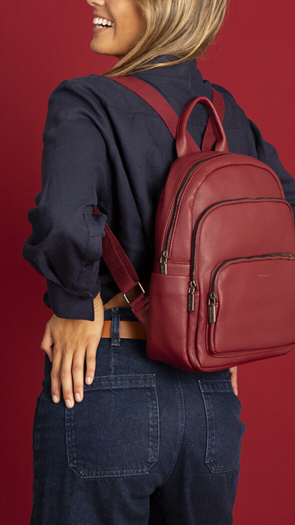 MOCHILA MIDDLETON BORDEAUX MERLOT