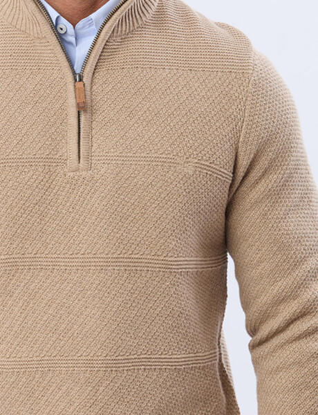 BUZO TEJIDO TEXTURADO Beige