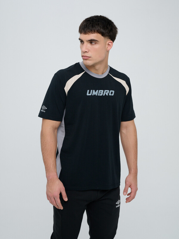 REMERA CROSS Umbro Hombre 002
