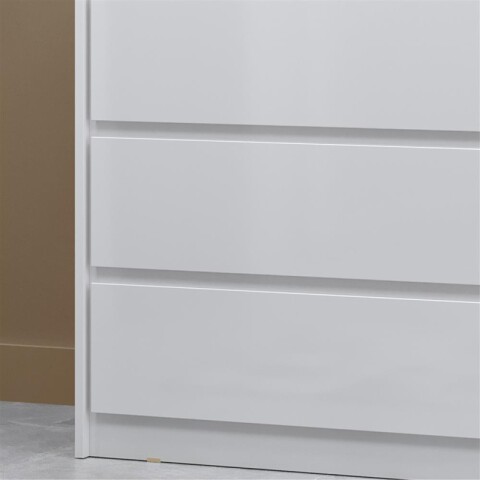 Comoda Cajonera Carla para Dormitorio 4 Cajones con Rieles Telescópicos - Blanco Comoda Cajonera Carla para Dormitorio 4 Cajones con Rieles Telescópicos - Blanco