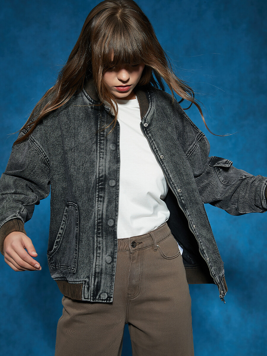 CAMPERA NOUR - GRIS OSCURO 
