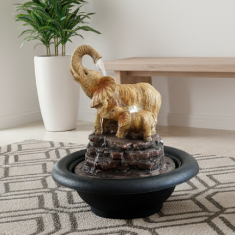 Fuente De Agua Baño De Elefantes Fuente De Agua Baño De Elefantes