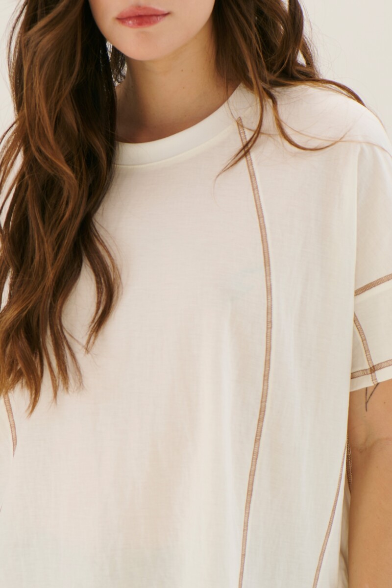 REMERA MACA BLANCO