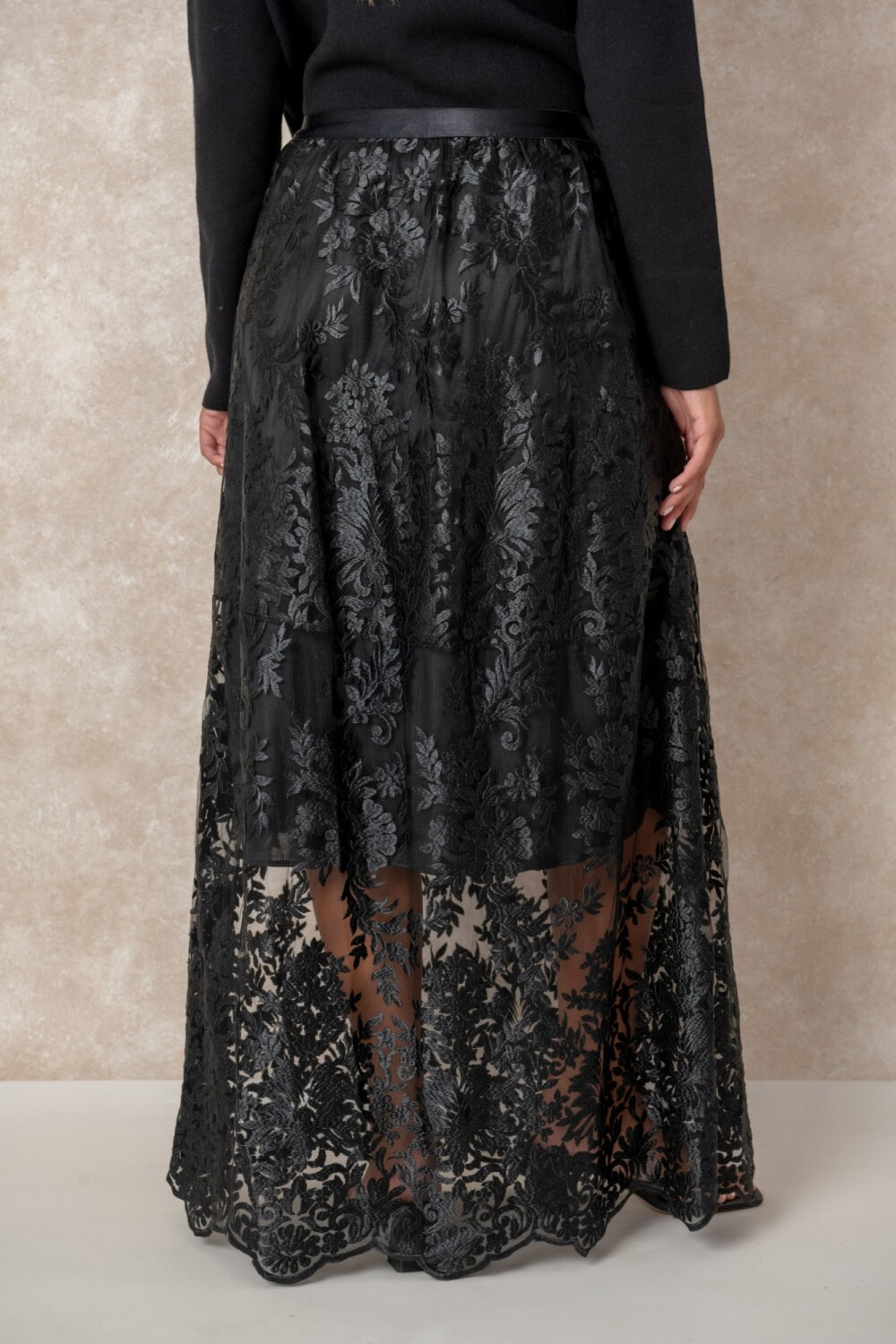 POLLERA RIOMILA Negro