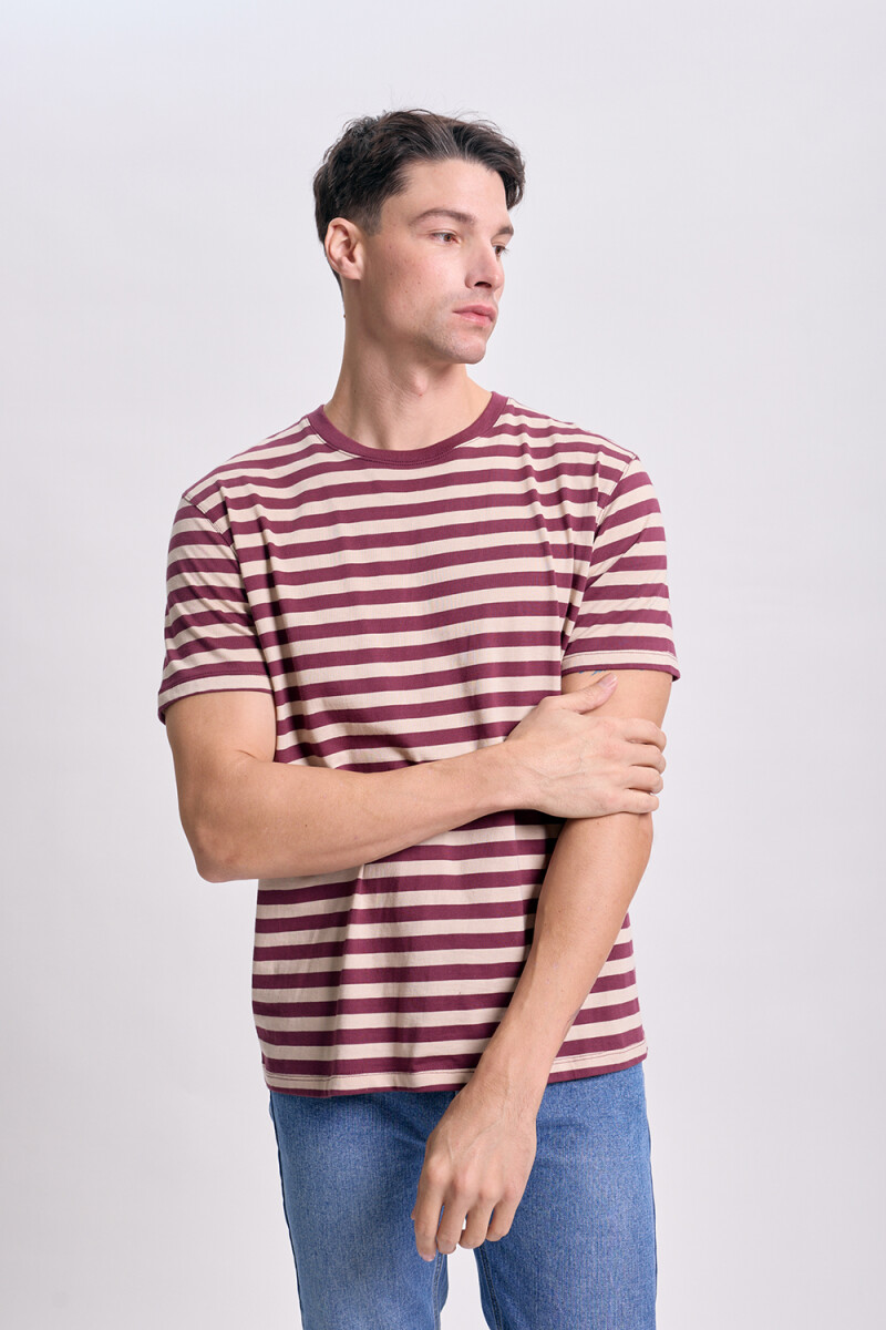 Remera rayas Bordo