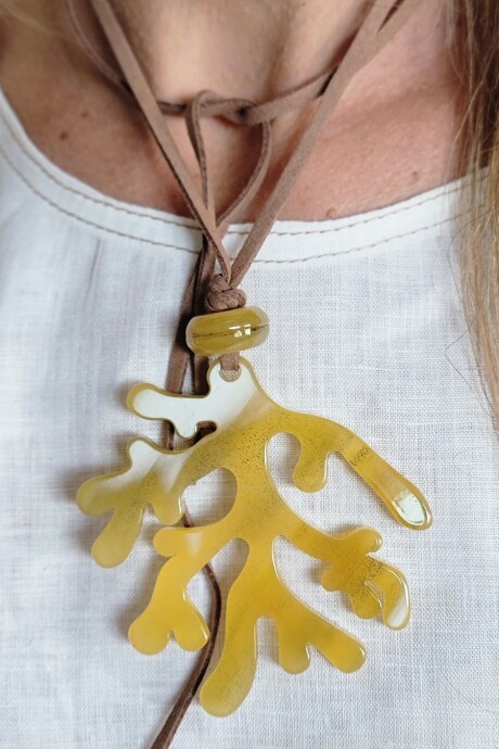 Collar Amarillo