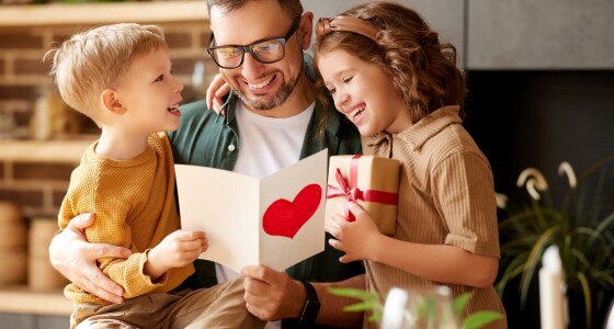 Día del Padre: Sorprendelo con Tecnología y Estilo de Pérez Ramírez