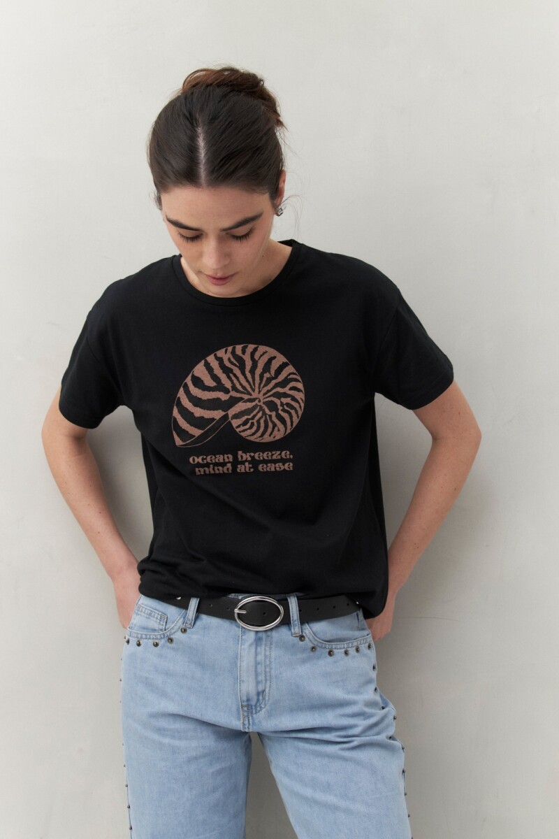 REMERA BLISSU Negro