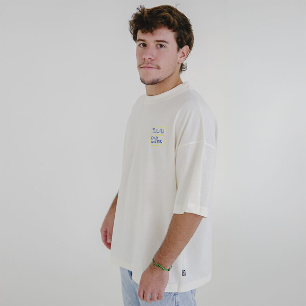 Remera Pulau Creamy Beige