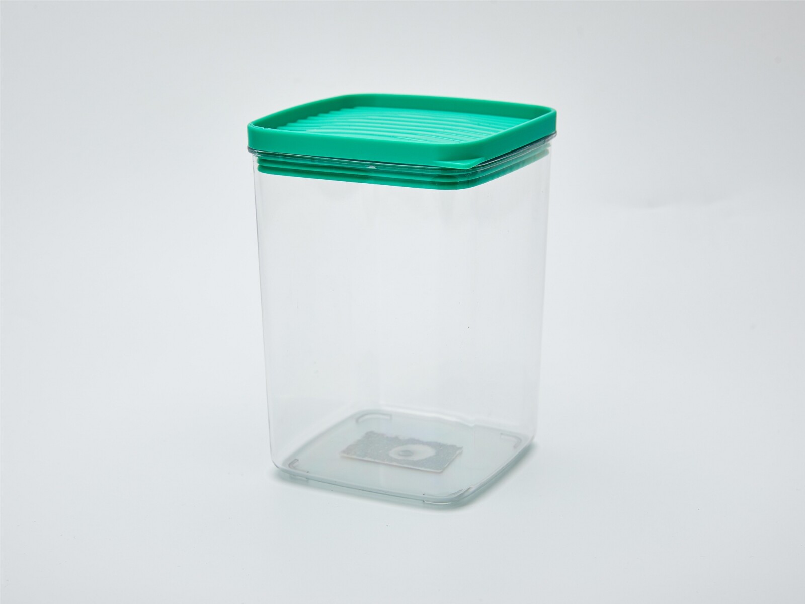 TUPPER PLÁSTICO PARA ALMACENAMIENTO DE ALIMENTOS - 880 ML 