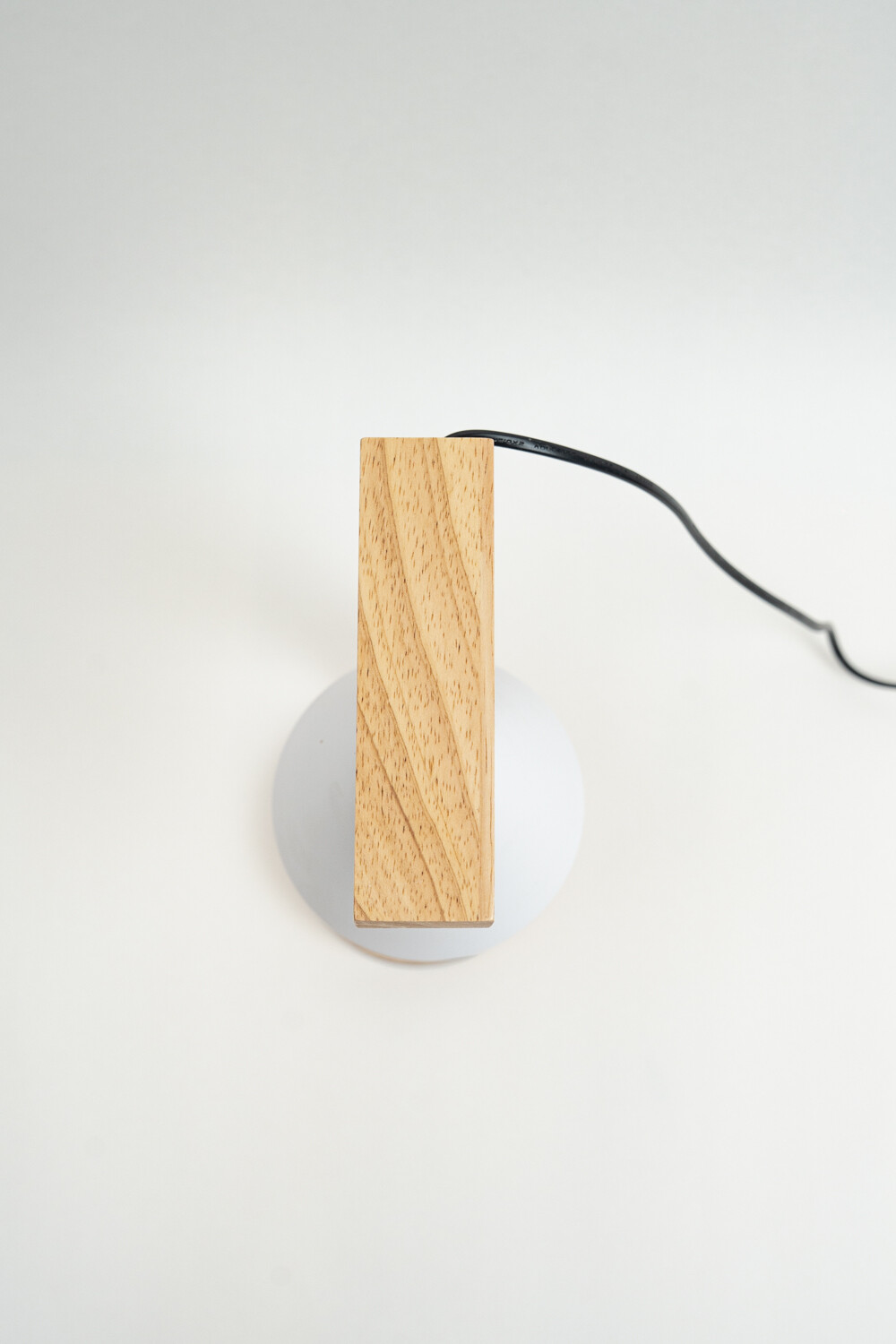 Lampara De Mesa Farel Color Unico