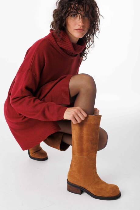 Bota Long Camel