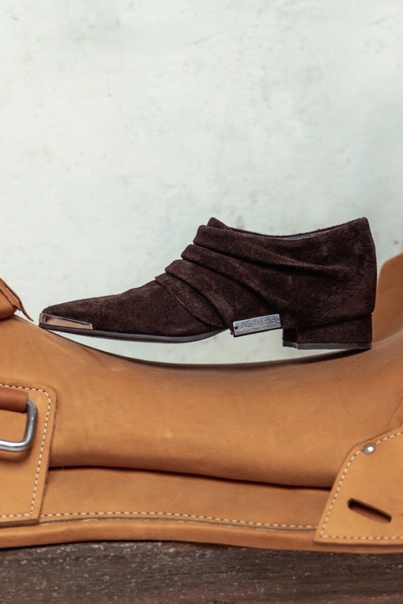 Cool Winter Shoes Chocolate