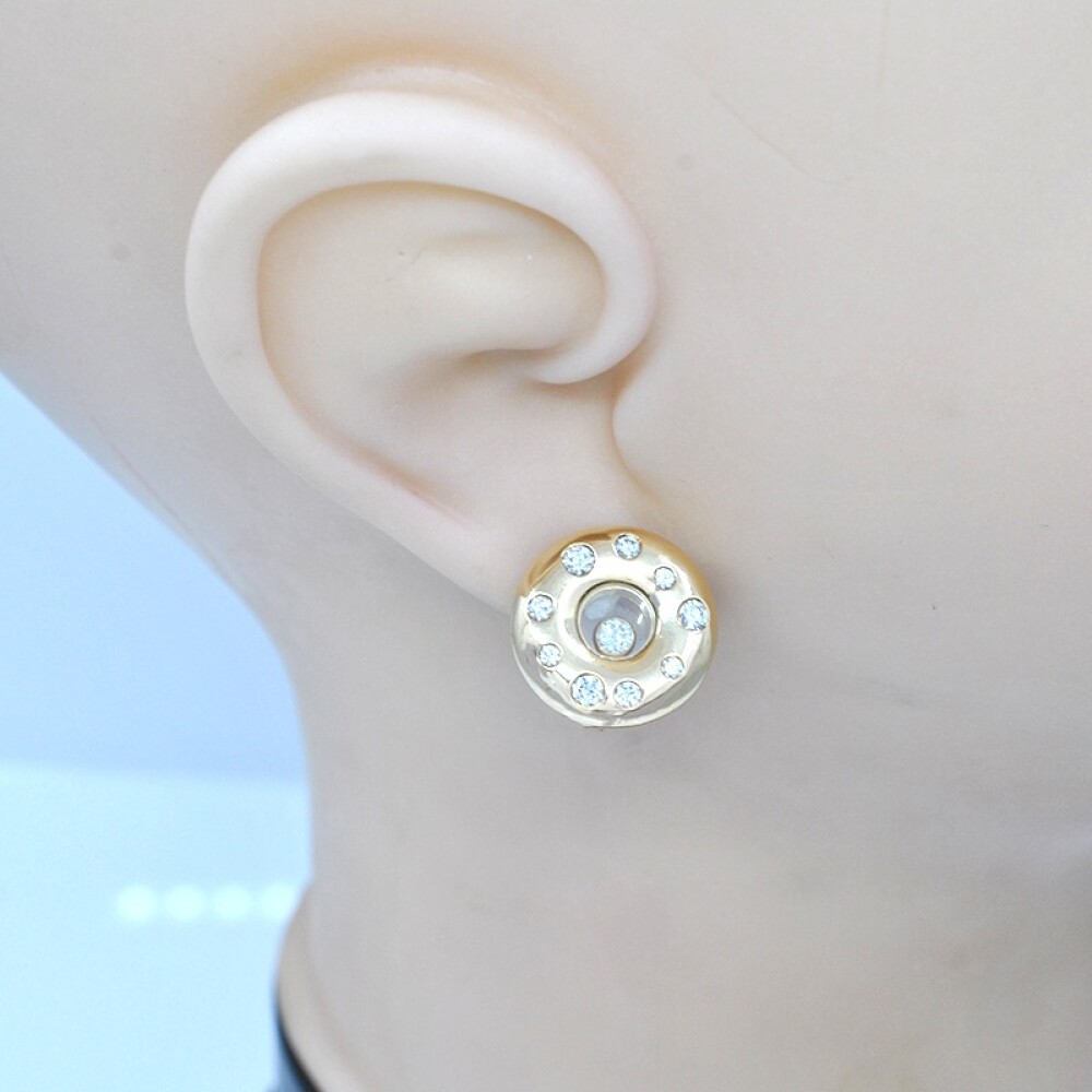 Par de caravanas Chopard Happy Diamonds modelo 84/1868 en oro 18k y brillantes Par de caravanas Chopard Happy Diamonds modelo 84/1868 en oro 18k y brillantes