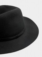 Sombrero De Lana negro