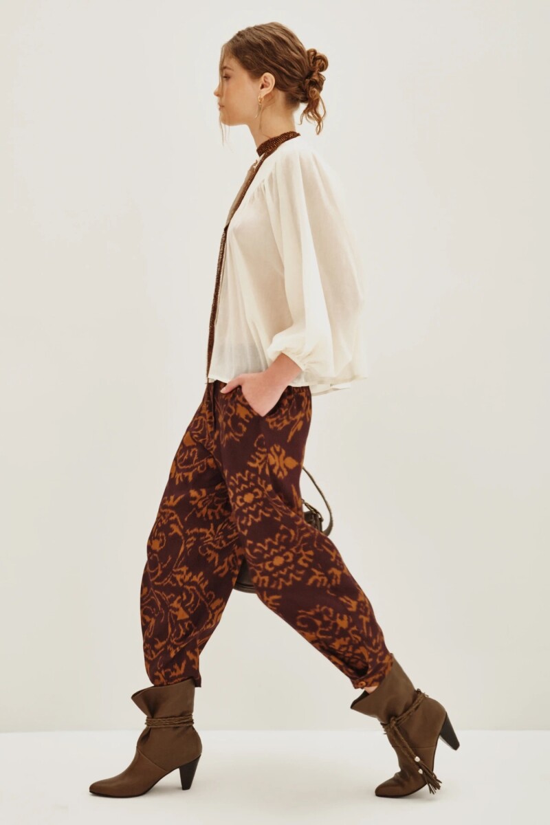 Pantalón Asia Banjar Marron