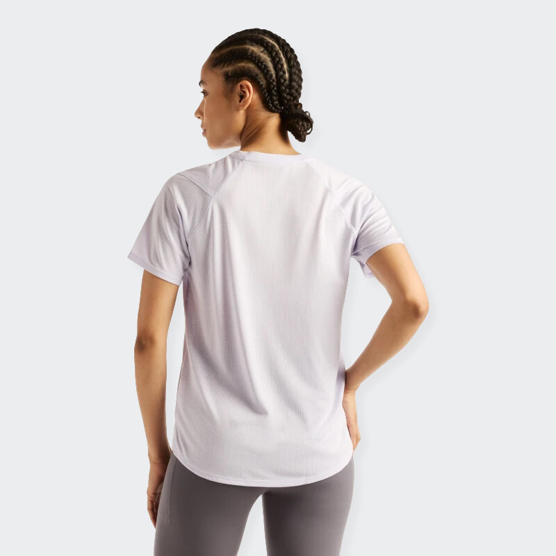 Remera New Balance Athletics Violeta