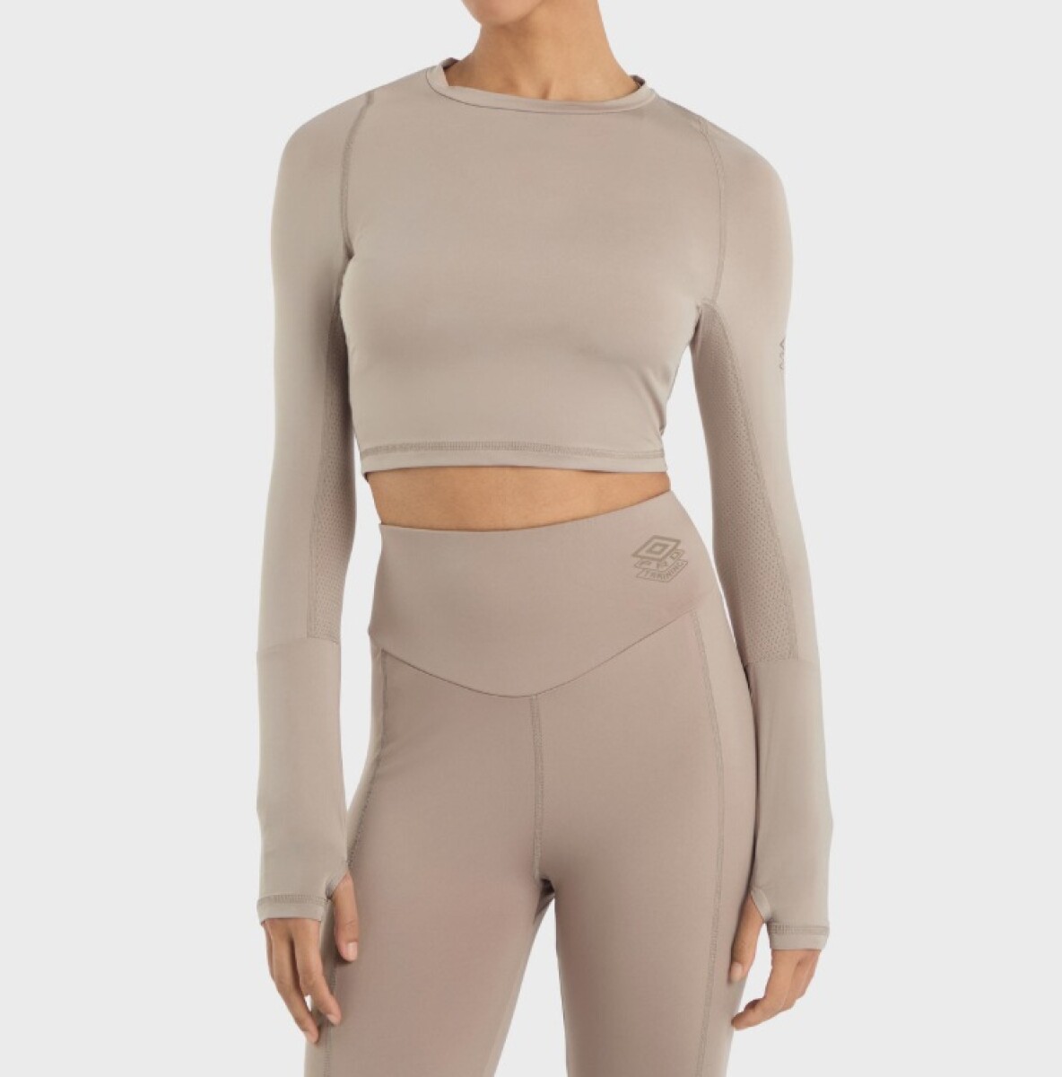 TOP PRO TRAINING CROPPED LS Umbro Mujer - 00b 