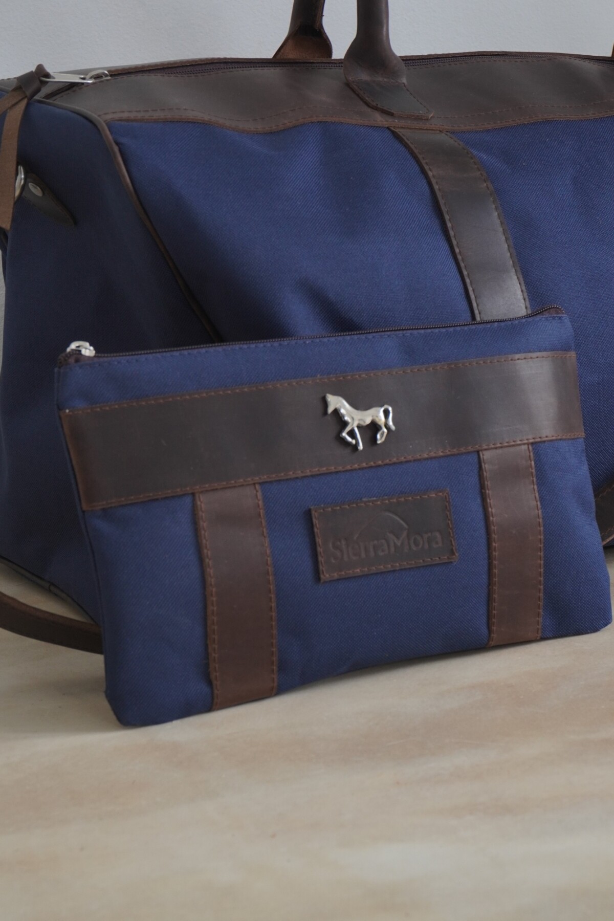 Sobre Cartuchera Mustang Chocolate / Azul