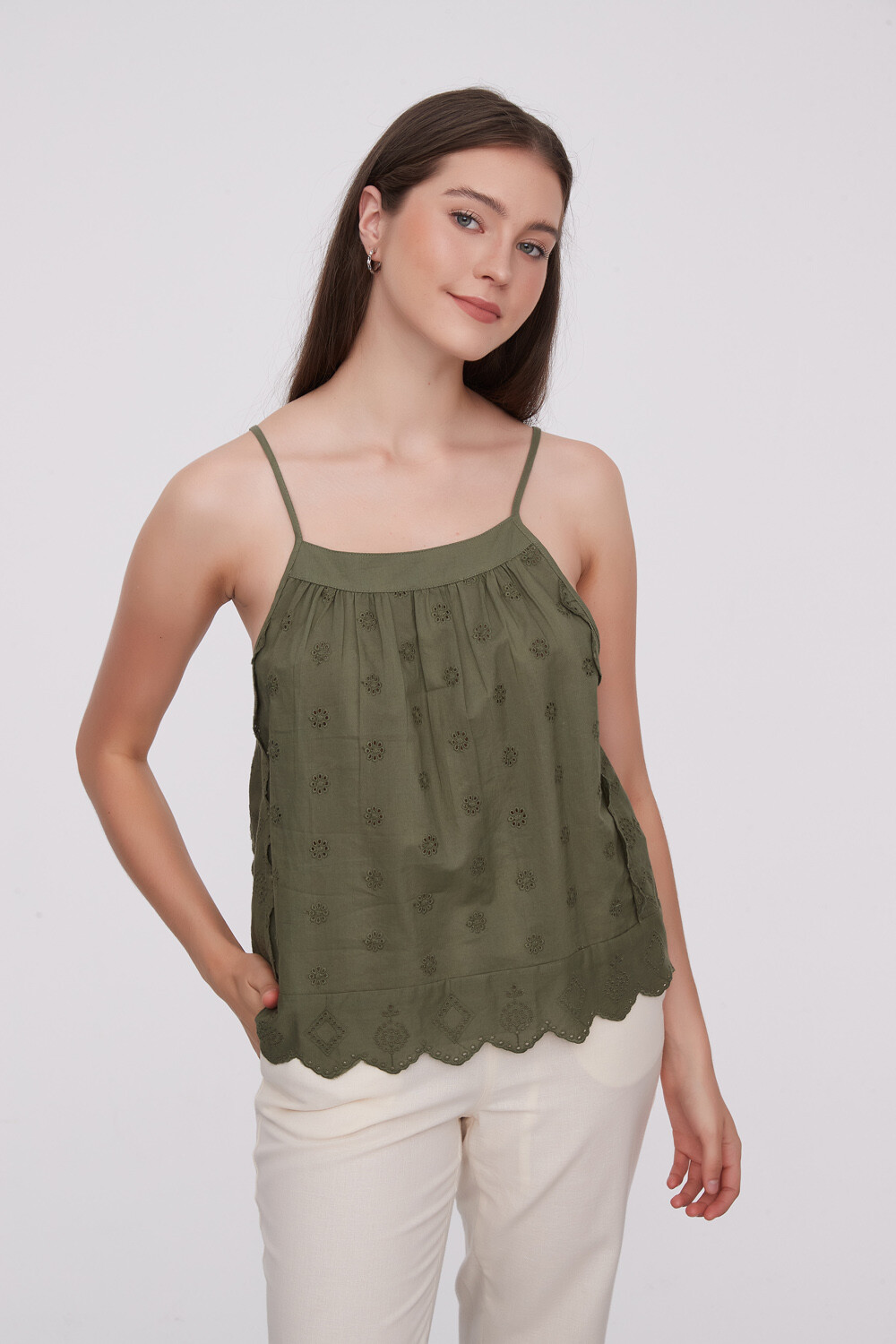 Musculosa Nikel Verde Oliva Oscuro