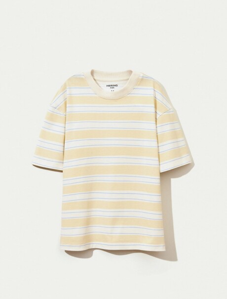 CAMISETA INFANTIL OVERSIZED CON ESTAMPA AMARILLO