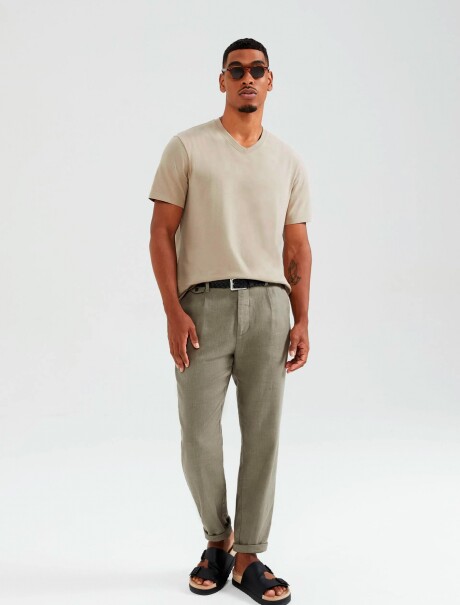 CAMISETA BÁSICA WORLD CUELLO EN V BEIGE