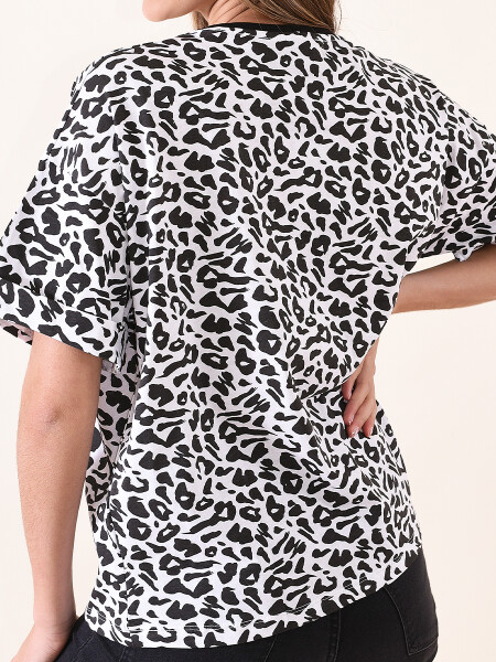 REMERA LEOPARD BLANCO