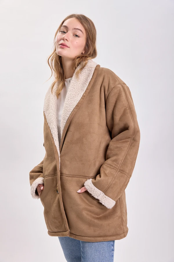 Chaqueta abrigo forrada sherpa Beige