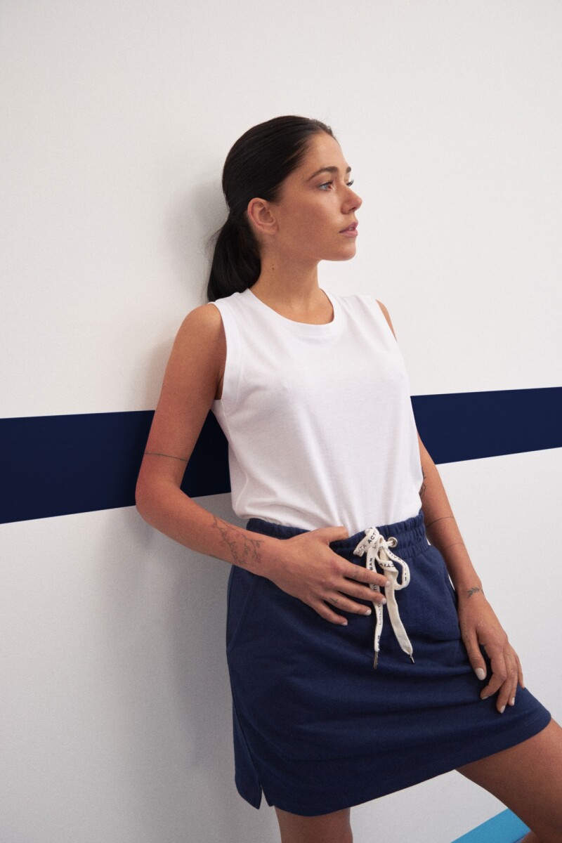 Musculosa con tajos laterales blanco