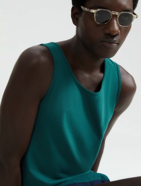 MUSCULOSA BÁSICA MASCULINA VERDE