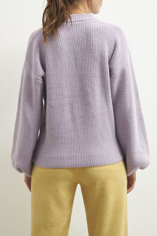 Sweater mangas abuchonadas lila