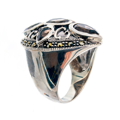 Anillo de plata 925 con topacio fume. Anillo de plata 925 con topacio fume.