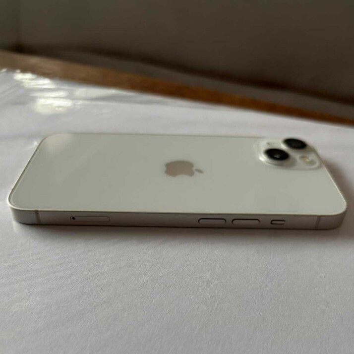 iPhone 13 128GB - White iPhone 13 128GB - White