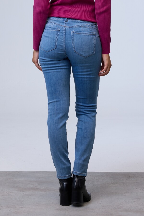 Jean Goddess JEAN CLARO