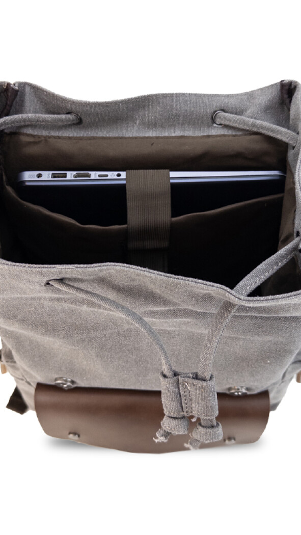 MOCHILA AILAMA GRIS