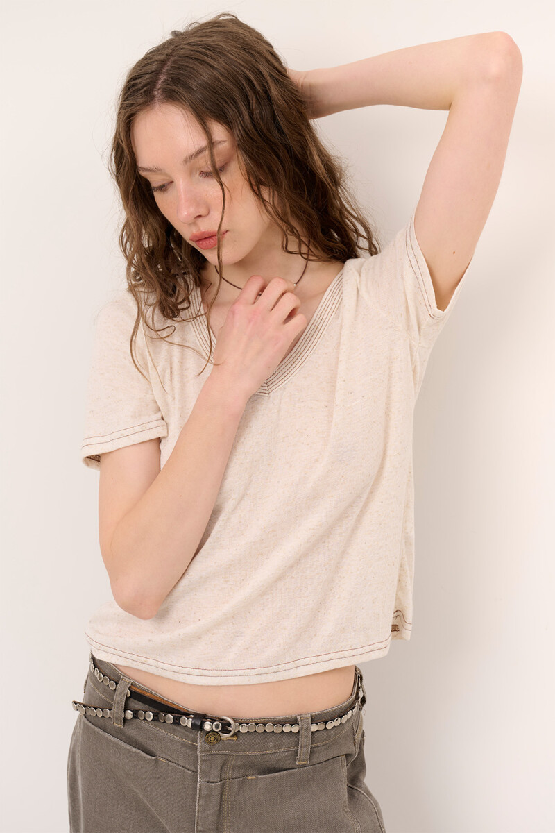 REMERA QUINTO BEIGE