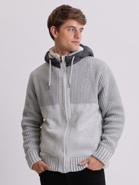 Campera tejida con corderito Gris melange