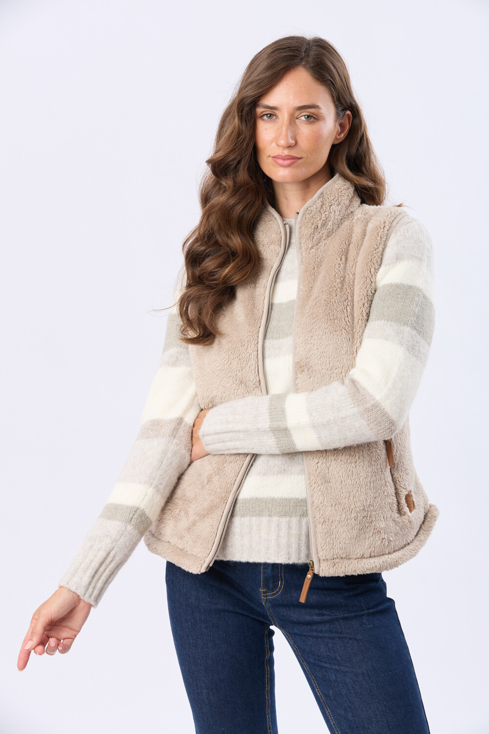 CHALECO SHERPA SUAVE Beige Oscuro