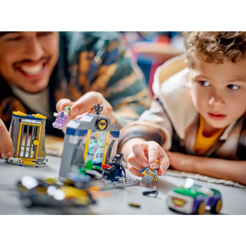 Lego Dc Batman Baticueva Batman, Batgirl Y The Joker 76272 Lego Dc Batman Baticueva Batman, Batgirl Y The Joker 76272