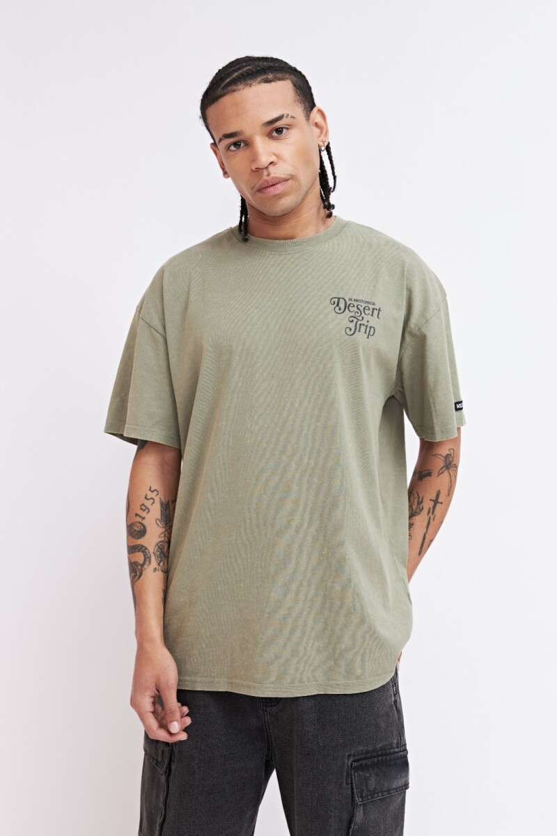 REMERA URSA - VERDE 