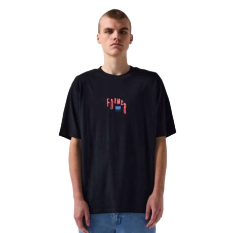 Remera Former Warpage Crux Negro