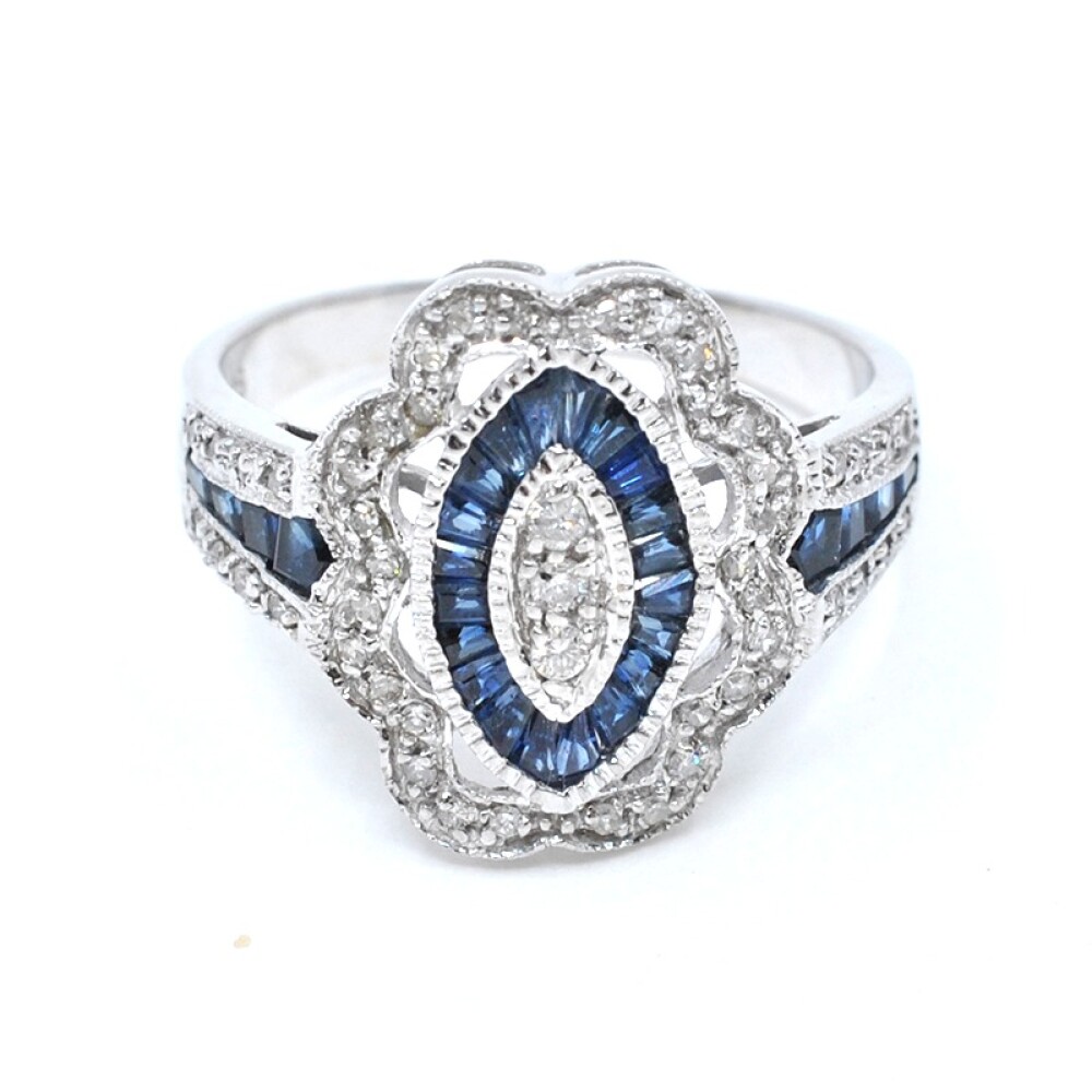 Anillo oro 18k blanco, brillantes y zafiros Anillo oro 18k blanco, brillantes y zafiros