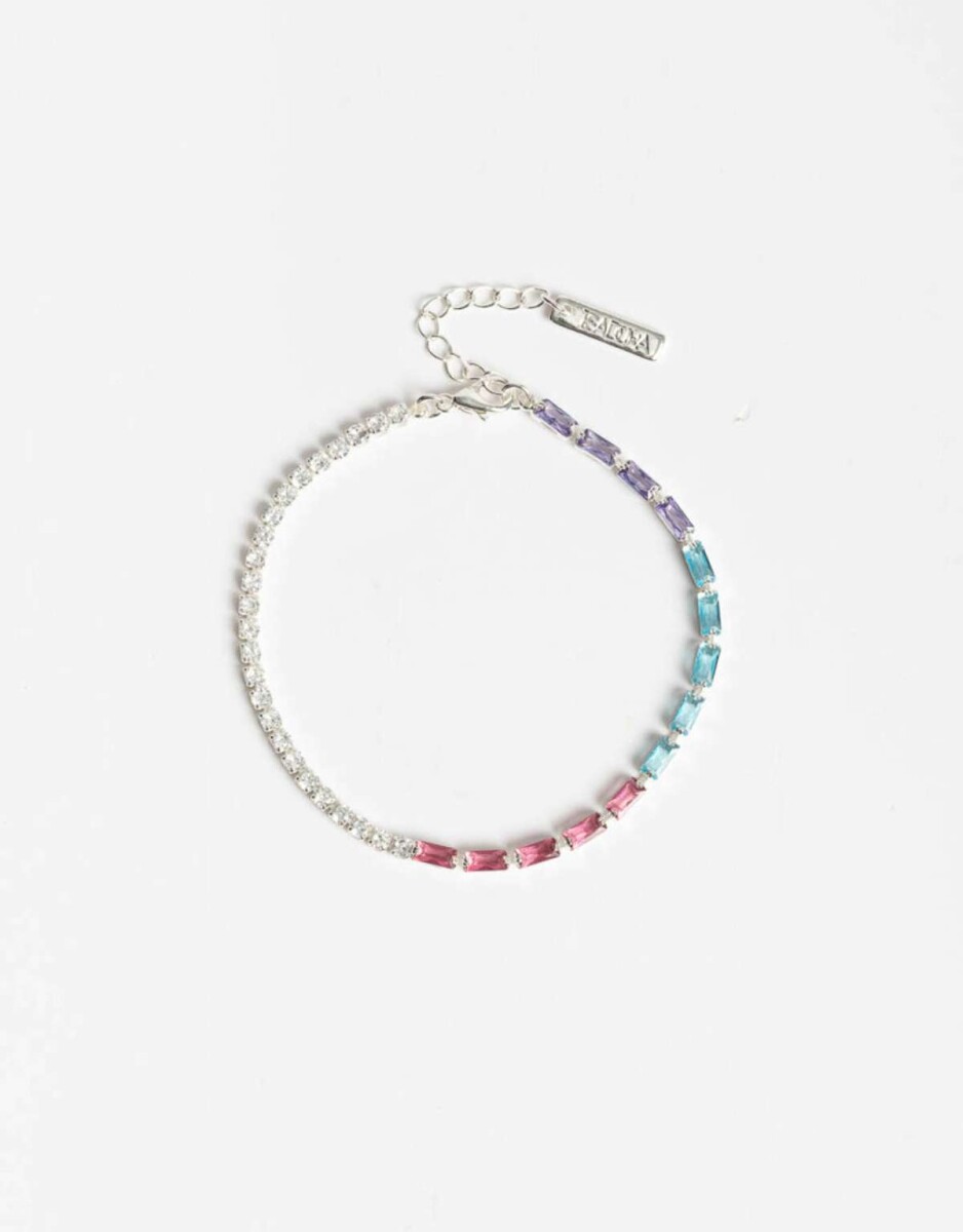 Pulsera Flexible Con Cubic En Color - Plateado 