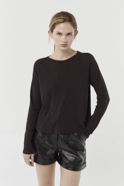 REMERA BUTCH Negro
