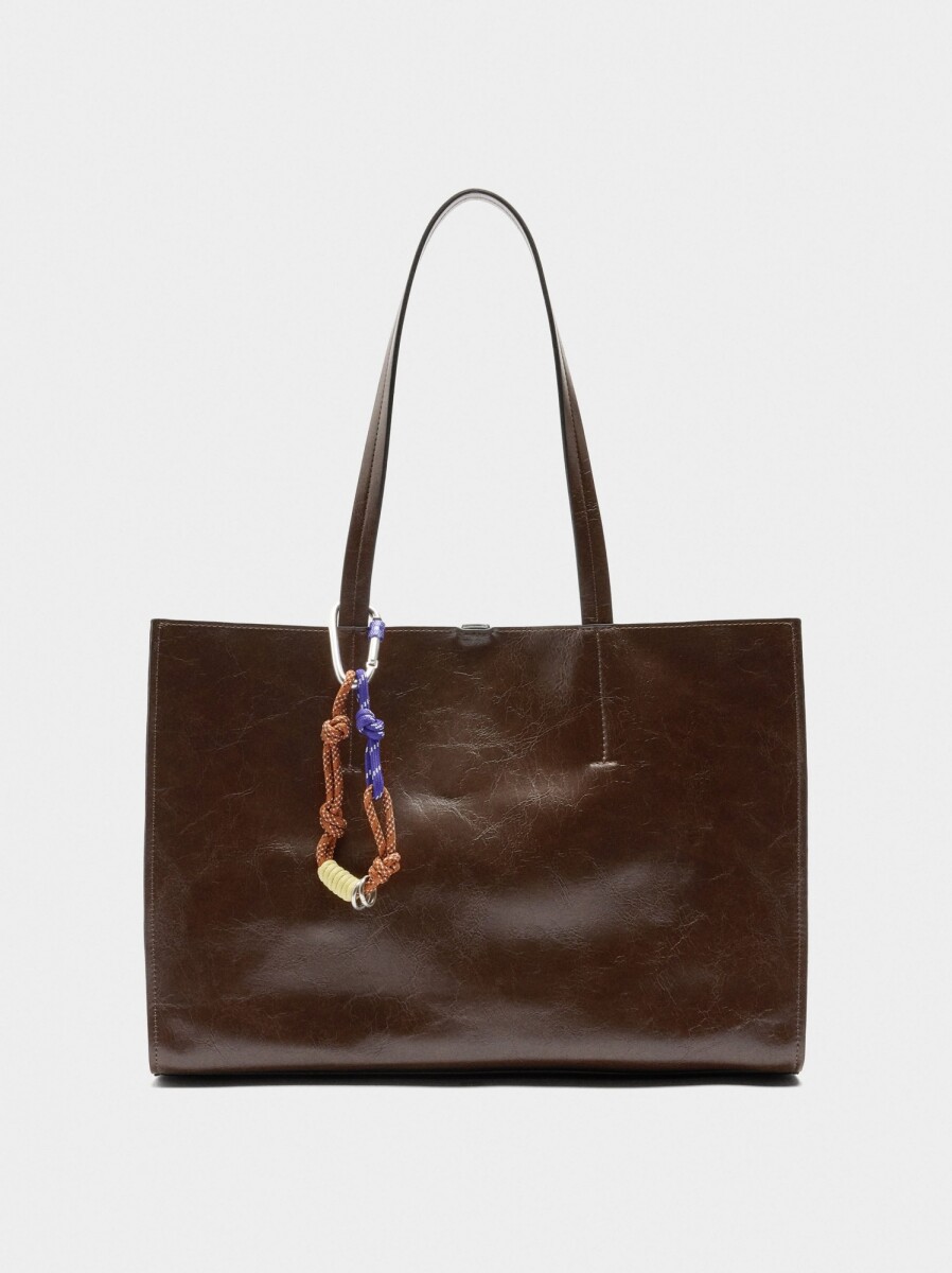 Bolso Shopper Con Colgante - marron 