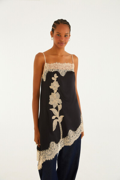 VESTIDO LENCERO CORTO Negro