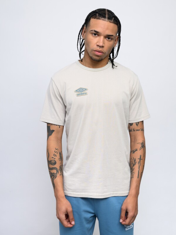 REMERA DISTORTED Umbro Hombre 0bp