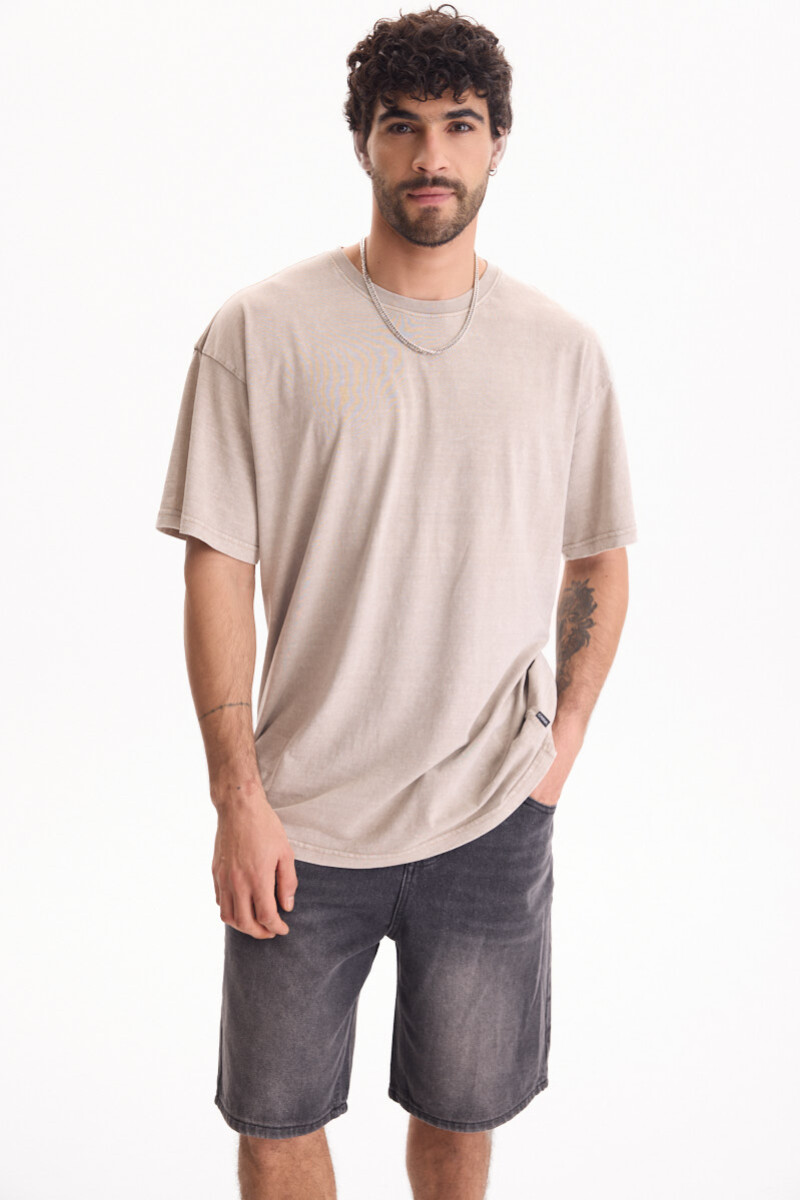 Remera Downtown Beige