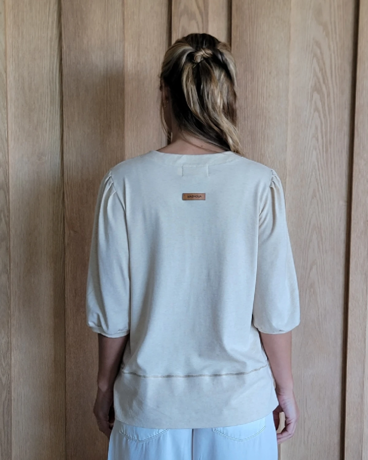 Remera Dalia beige 2