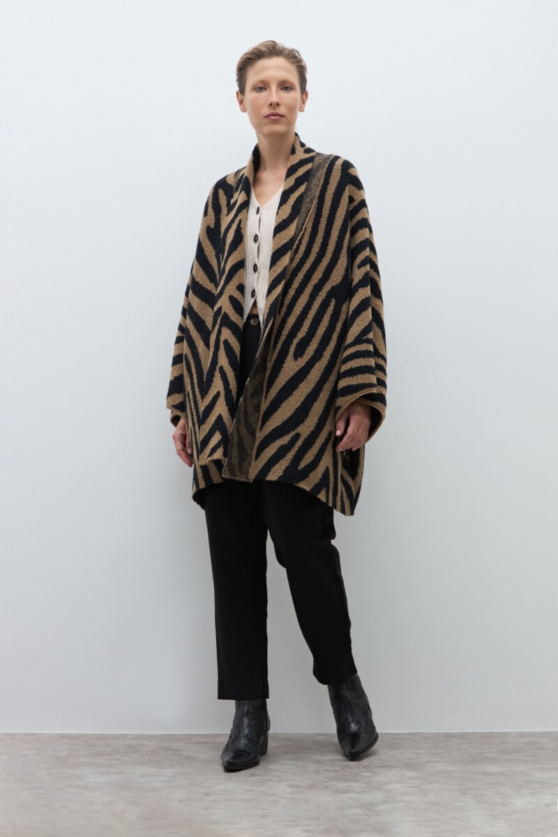 Ruana jacquard zebra negro